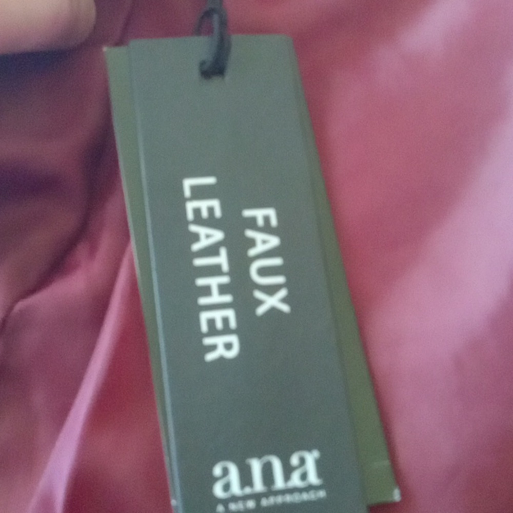 Ana Jacket - Picture 7 of 9